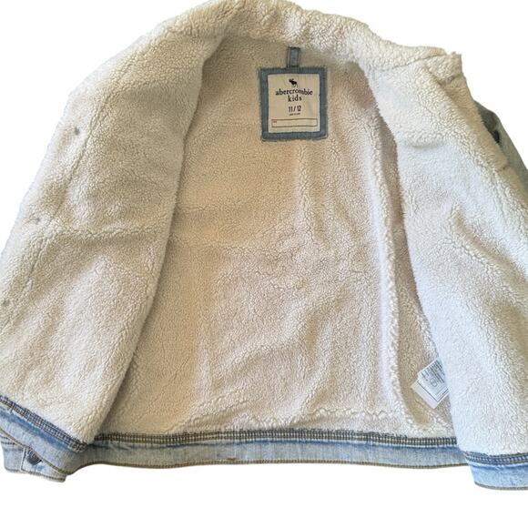 Abercrombie Kids Heavy Denim Jacket Sherpa Lined Light Wash Size 11/12 - Picture 4 of 9